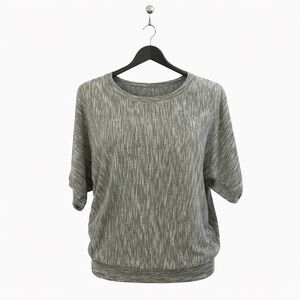 DKNY Batwing Sleeve Top Size: Medium